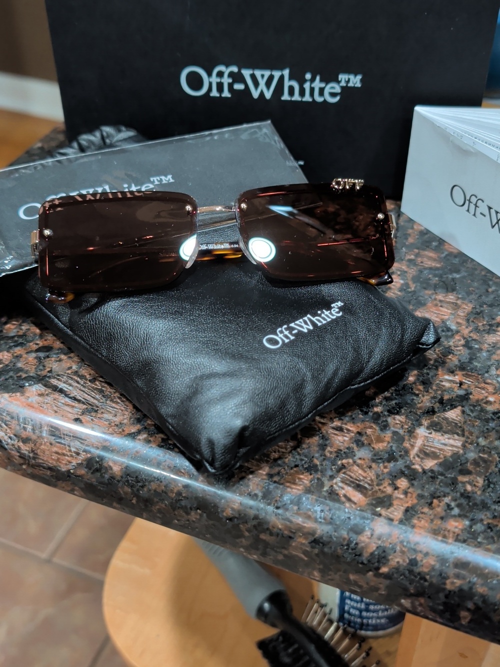 Off-White Tampa Sunglasses